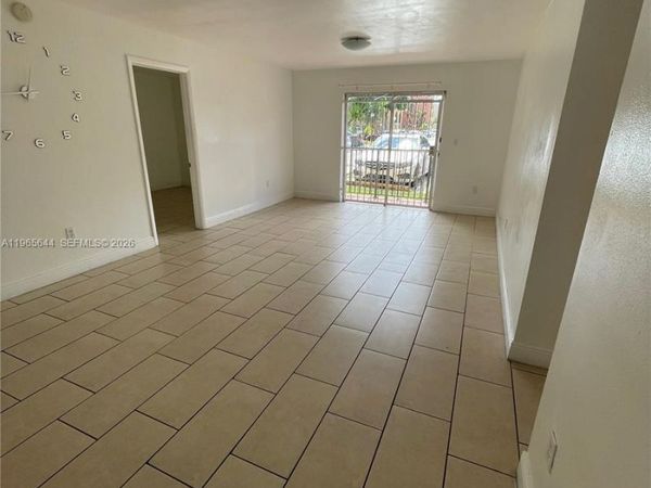 4721 NW 7th St , Unit 101-12, Miami, FL 33126