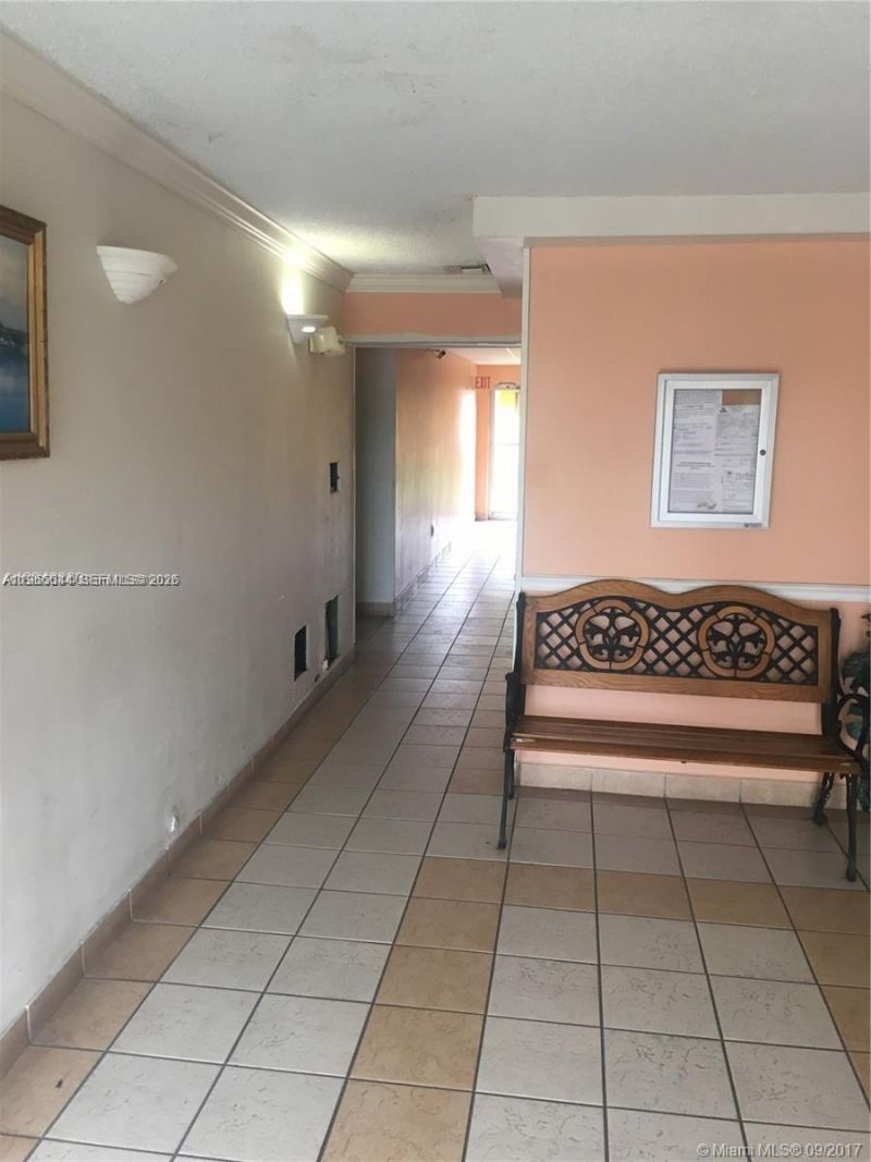 4721 NW 7th St , Unit 101-12, Miami, FL 33126 Photo
