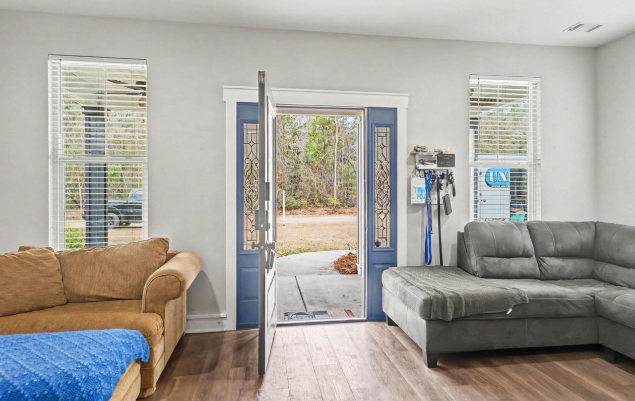 323 Capers Road Photo 10