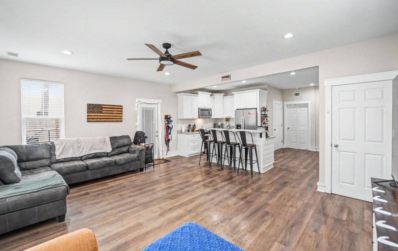 323 Capers Road Photo 11