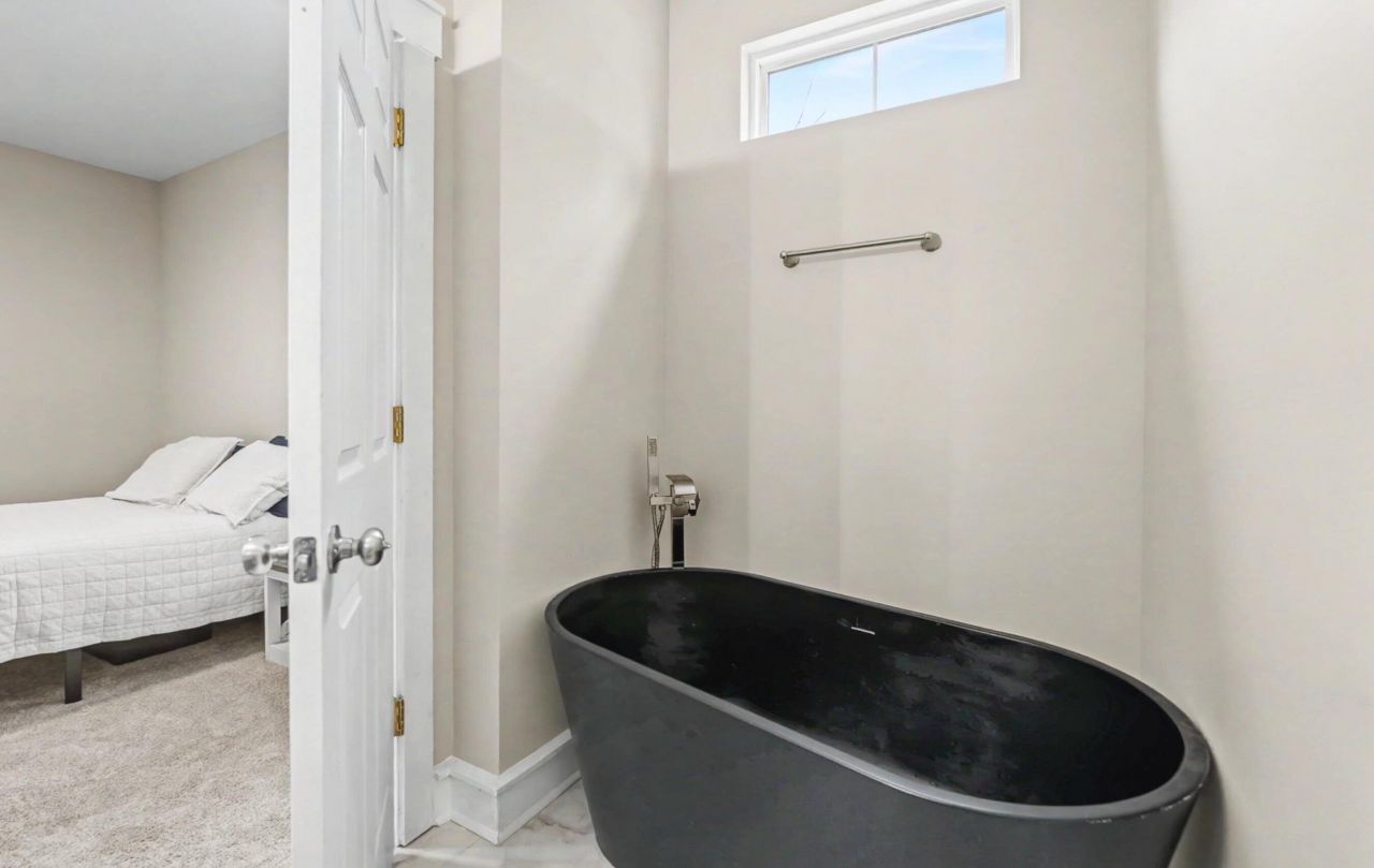 323 Capers Road Photo 32