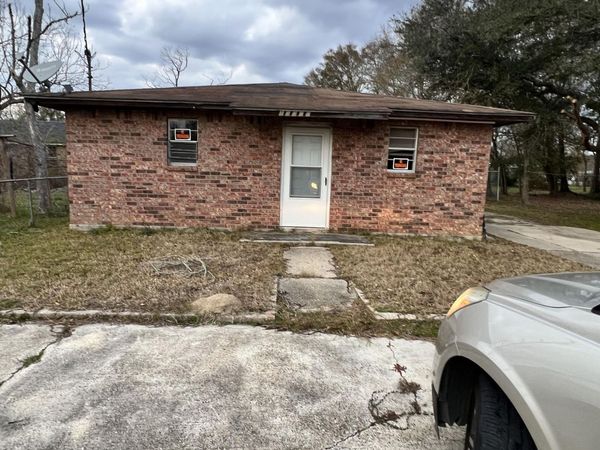 15070 Monroe Street, Gulfport, MS 39501