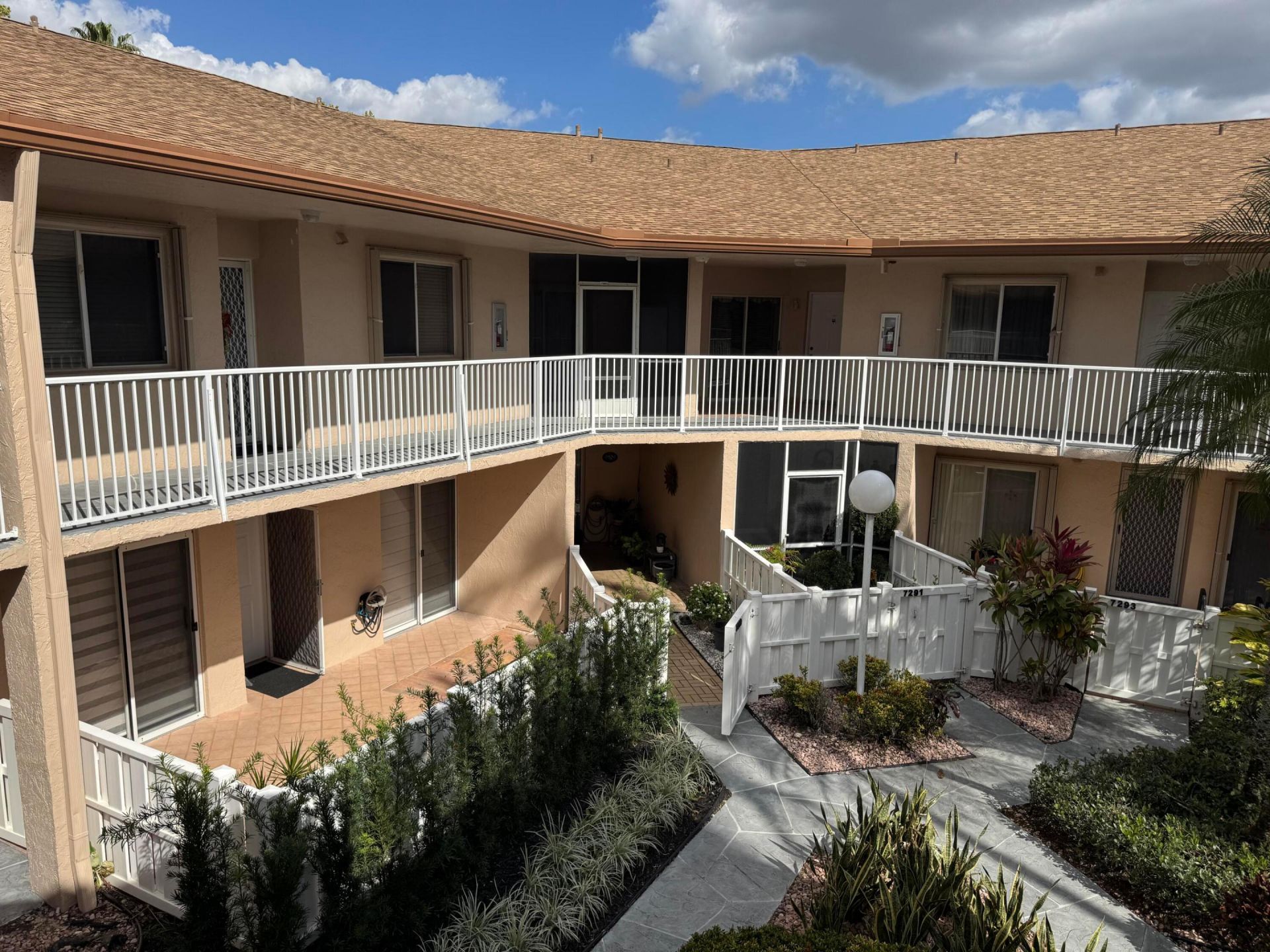 7287 S Devon Drive, Unit 109, Tamarac, FL 33321 Photo