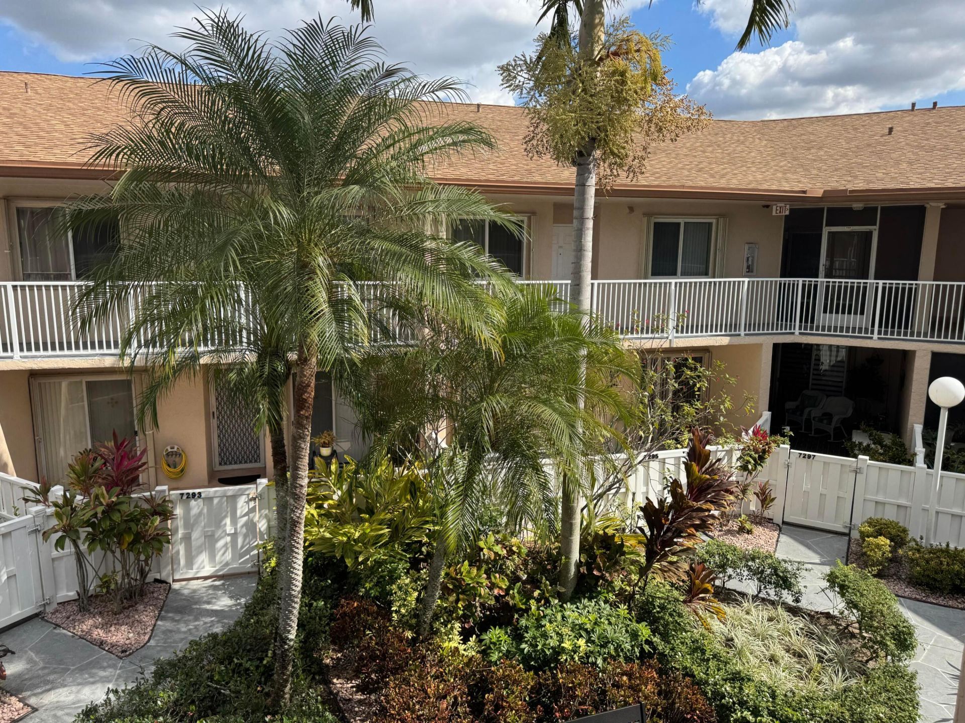 7287 S Devon Drive, Unit 109, Tamarac, FL 33321 Photo