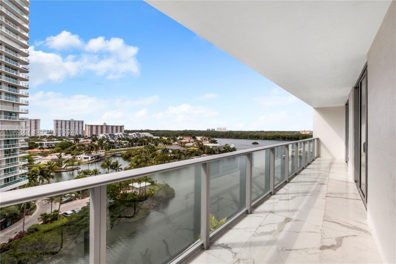 300 Sunny Isles Blvd, Unit 4-806, Sunny Isles Beach, FL 33160 Photo