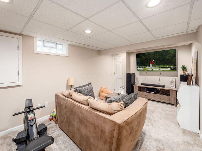 1041 Cape Charles Drive, Columbus, OH 43228 Photo 32