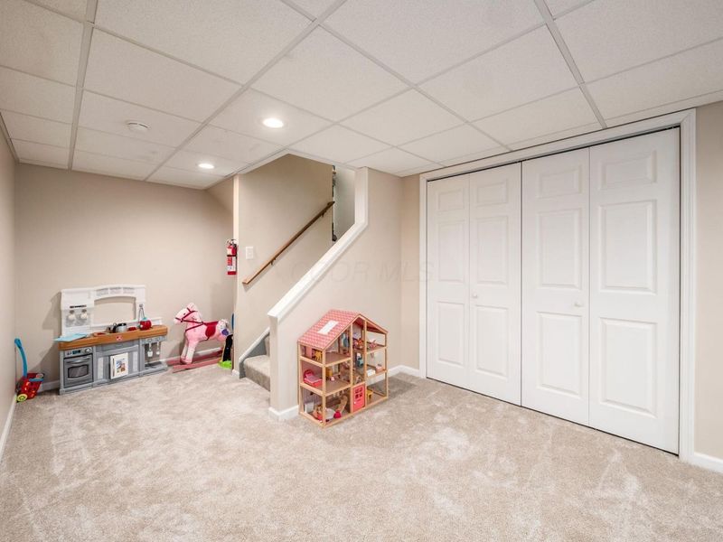 1041 Cape Charles Drive, Columbus, OH 43228 Photo 35