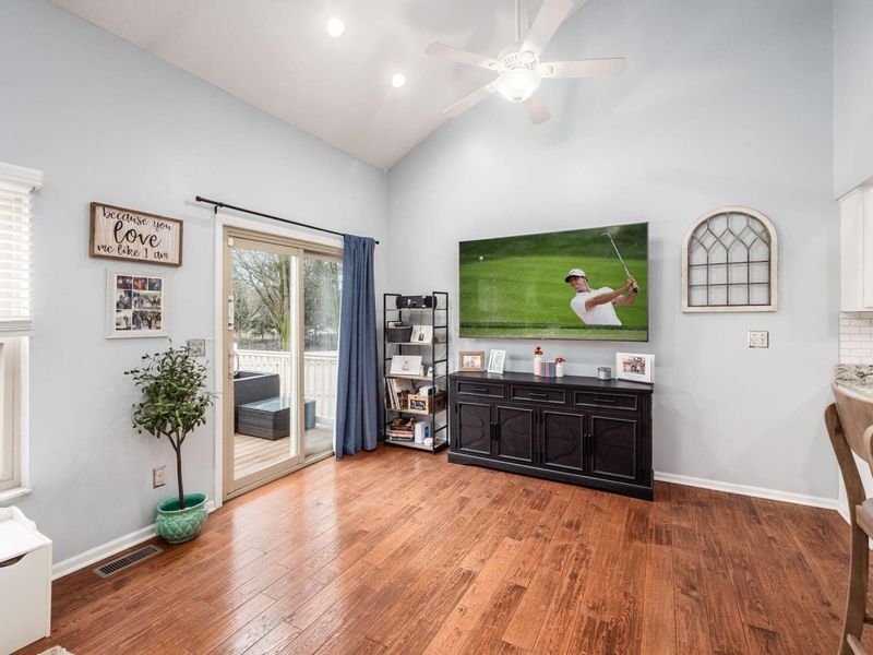 1041 Cape Charles Drive, Columbus, OH 43228 Photo 5