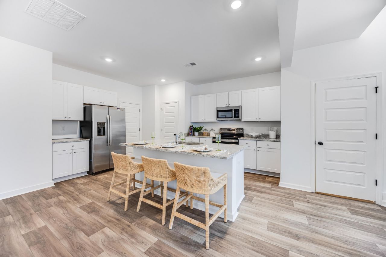 132 Fern Bridge Drive Photo 2