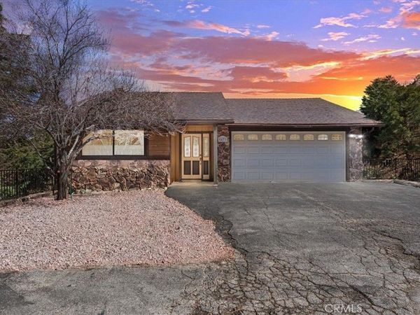 5471 Zurich Drive, Wrightwood, CA 92397