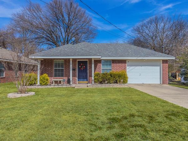 1202 Spring Street , Waco, TX 76704