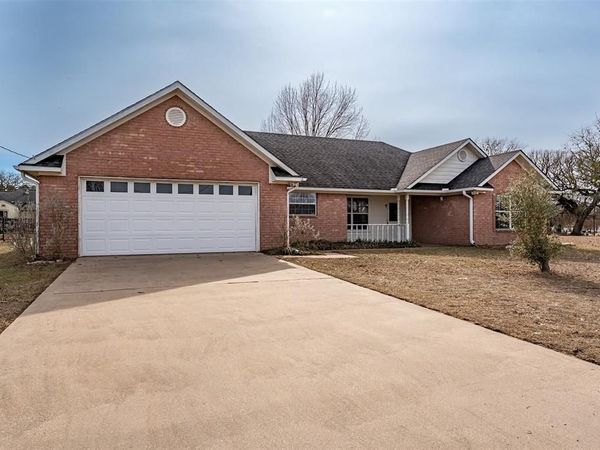 130 Pueblo Path, Holly Lake Ranch, TX 75765