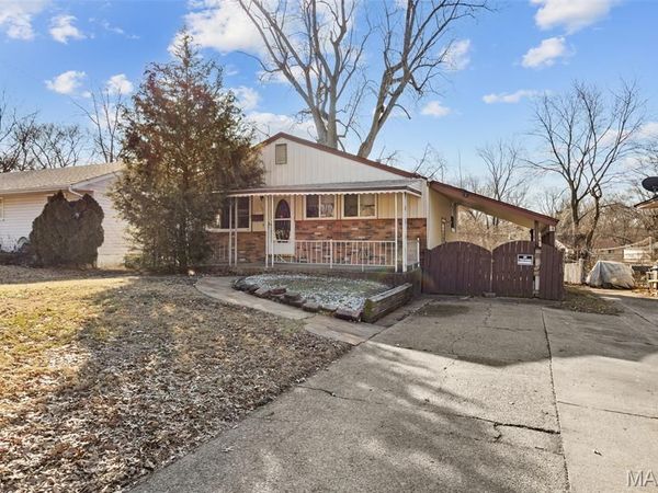 200 McAlpine Drive, Unincorporated, MO 63137