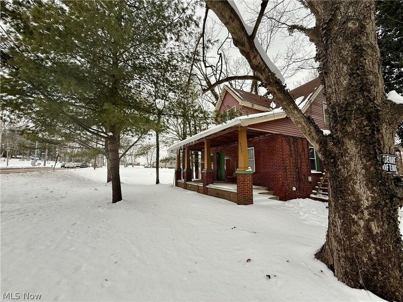 3322 McCartney Road, Youngstown, OH 44505 Photo 2