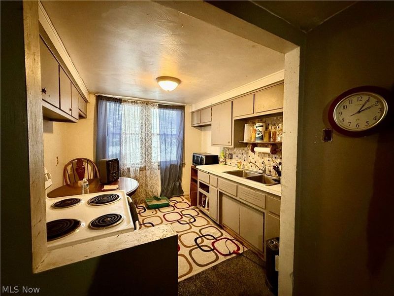 3322 McCartney Road, Youngstown, OH 44505 Photo 6