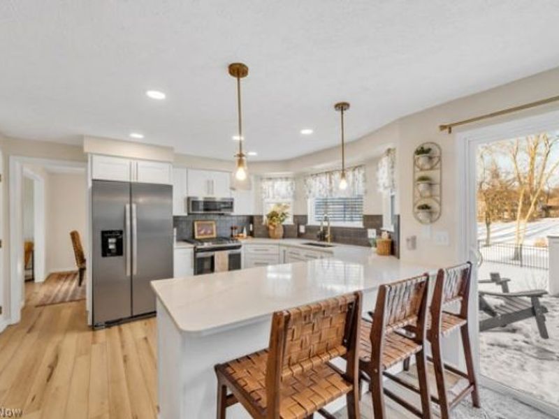 2225 Abbey Lane, Akron, OH 44319 Photo 5