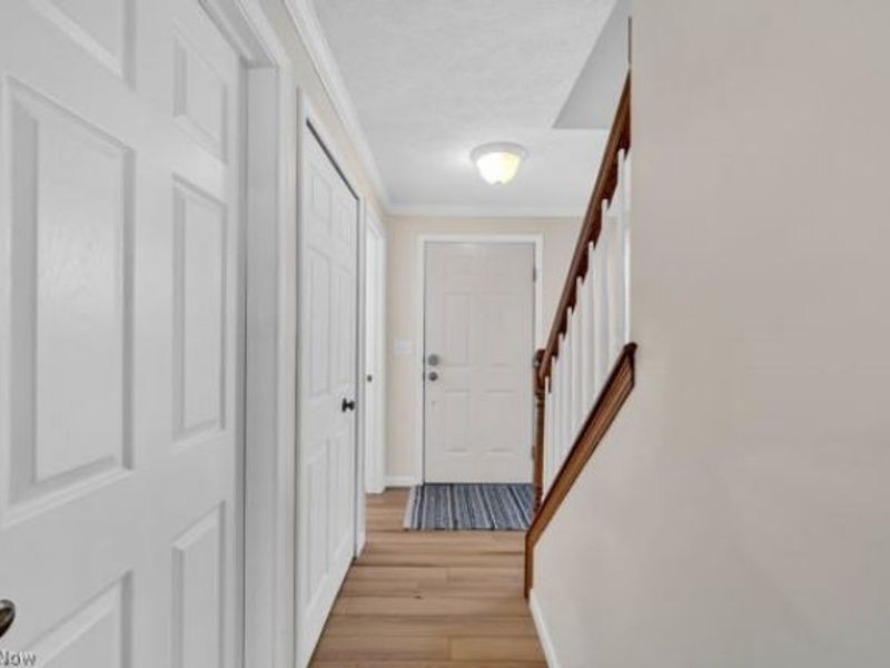 2225 Abbey Lane, Akron, OH 44319 Photo 8