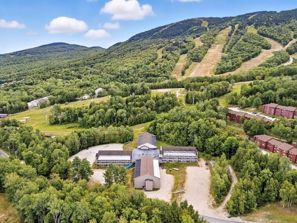 8 Fall Line Drive, Unit W-103, Newry, ME 04261