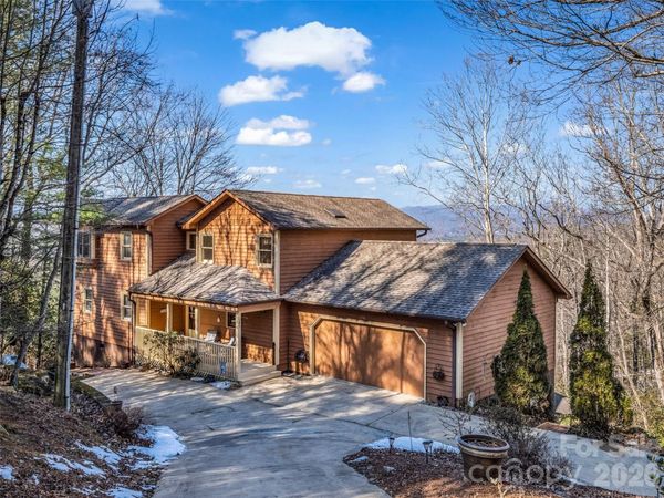 258 Deer Run, Hendersonville, NC 28739