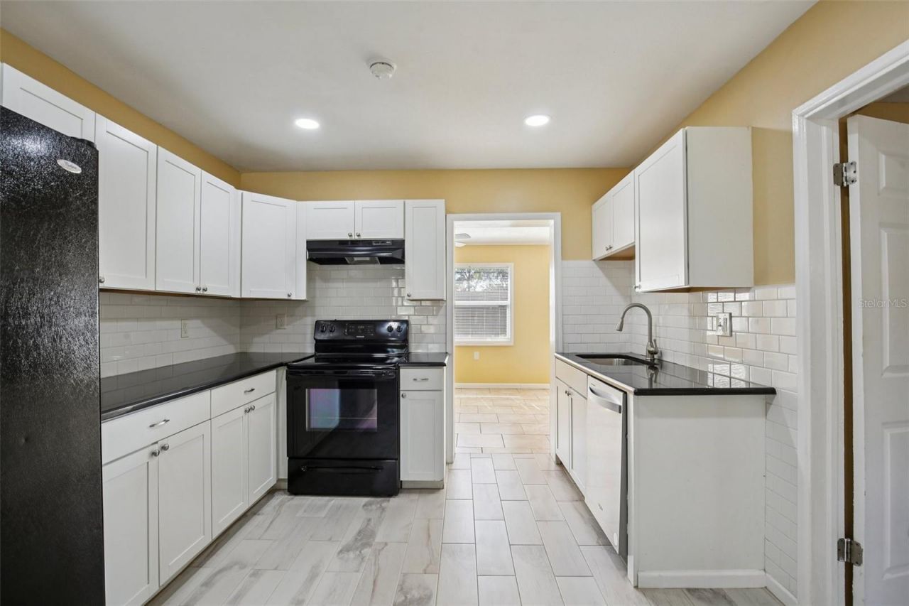 6896 78th Avenue N, Pinellas Park, FL 33781 Photo