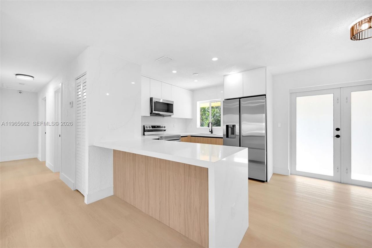 1370 NW 173rd Ter, Miami Gardens, FL 33169 Photo