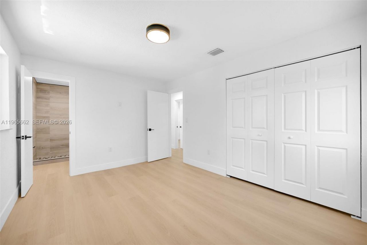 1370 NW 173rd Ter, Miami Gardens, FL 33169 Photo