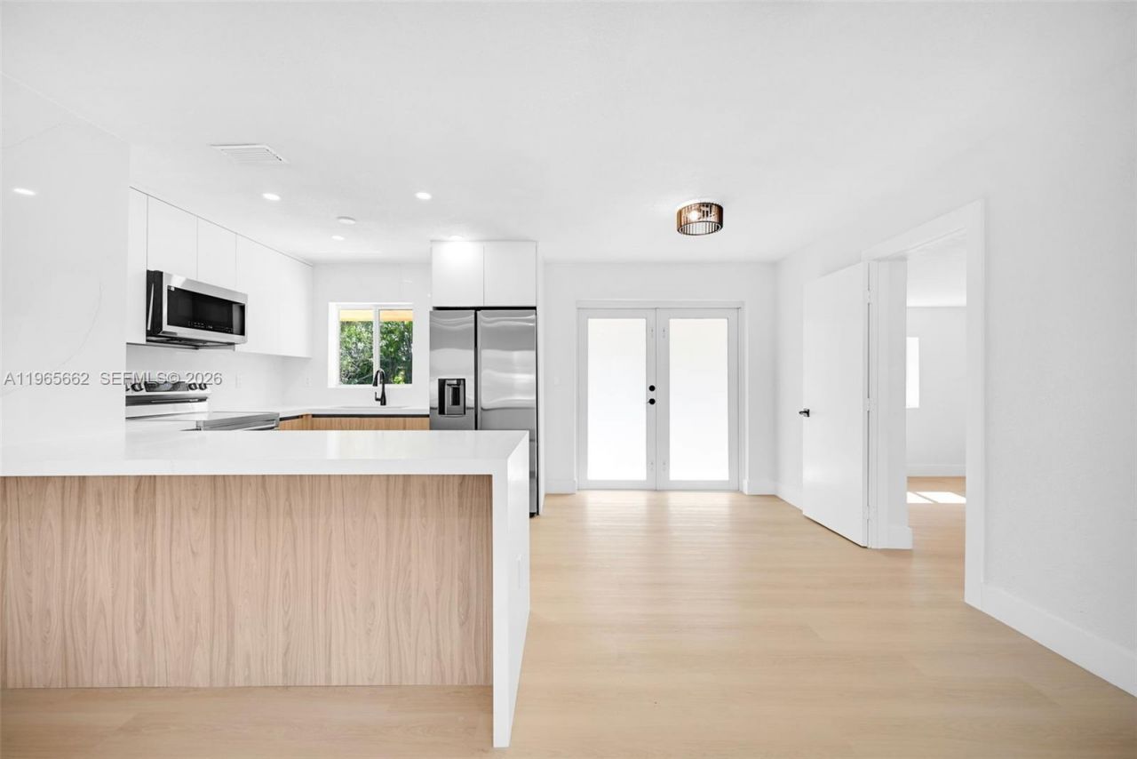 1370 NW 173rd Ter, Miami Gardens, FL 33169 Photo