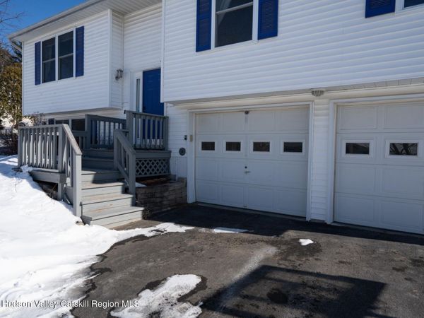 6604 Van Zandt Drive, Valatie, NY 12184