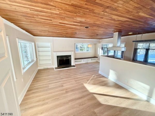 5 Glen Ter, Montville, NJ 07045