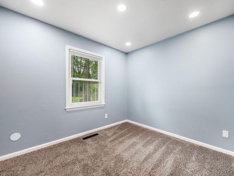 1492 Burlington Avenue, Columbus, OH 43227 Photo 15