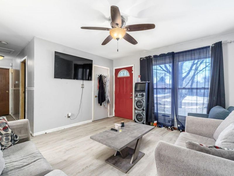 1492 Burlington Avenue , Columbus, OH 43227 Photo 2