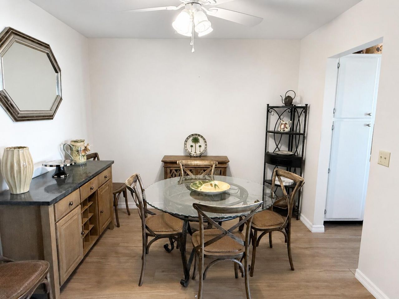 111 Shore Court, Unit 302, North Palm Beach, FL 33408 Photo