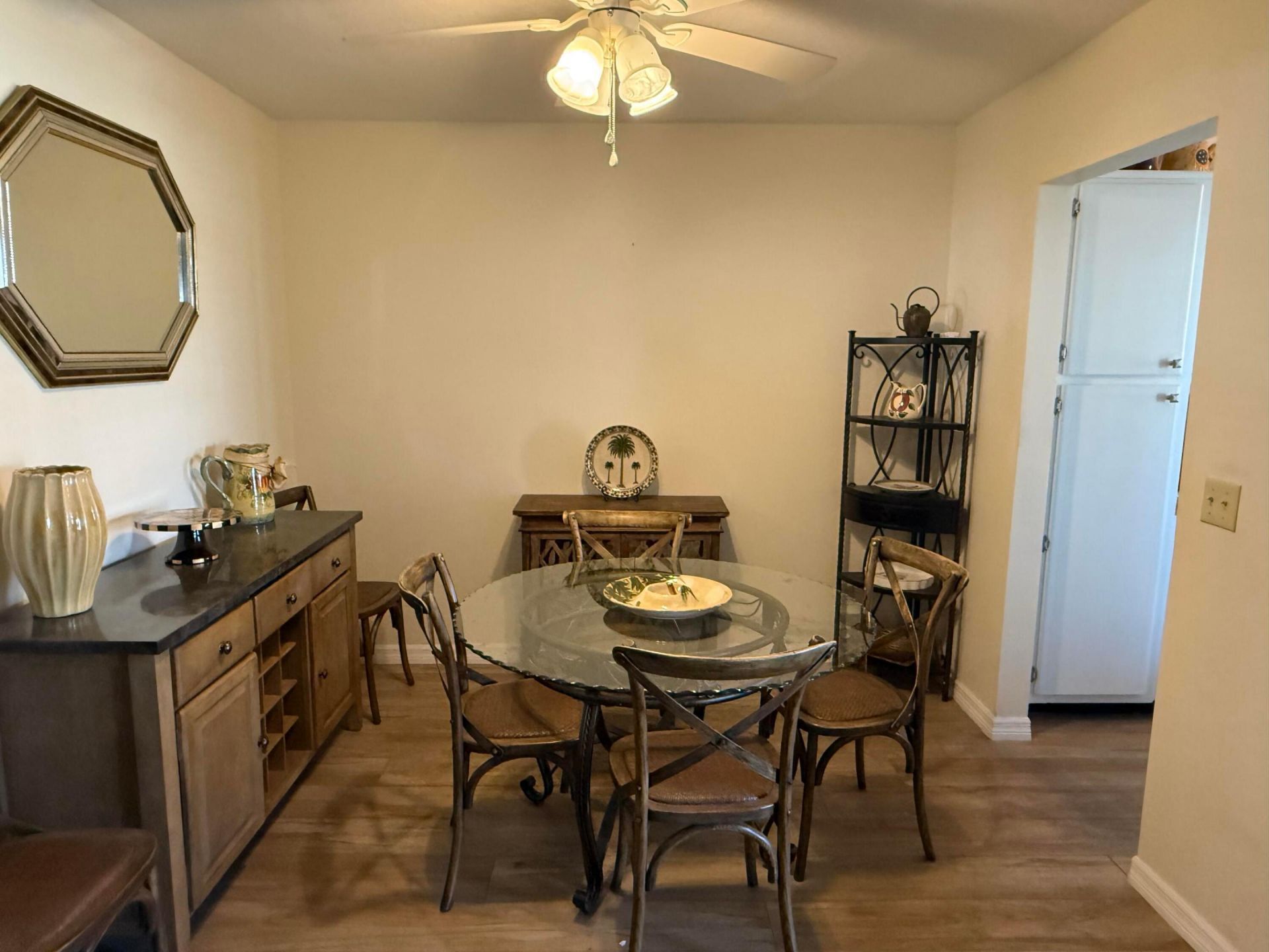 111 Shore Court, Unit 302, North Palm Beach, FL 33408 Photo