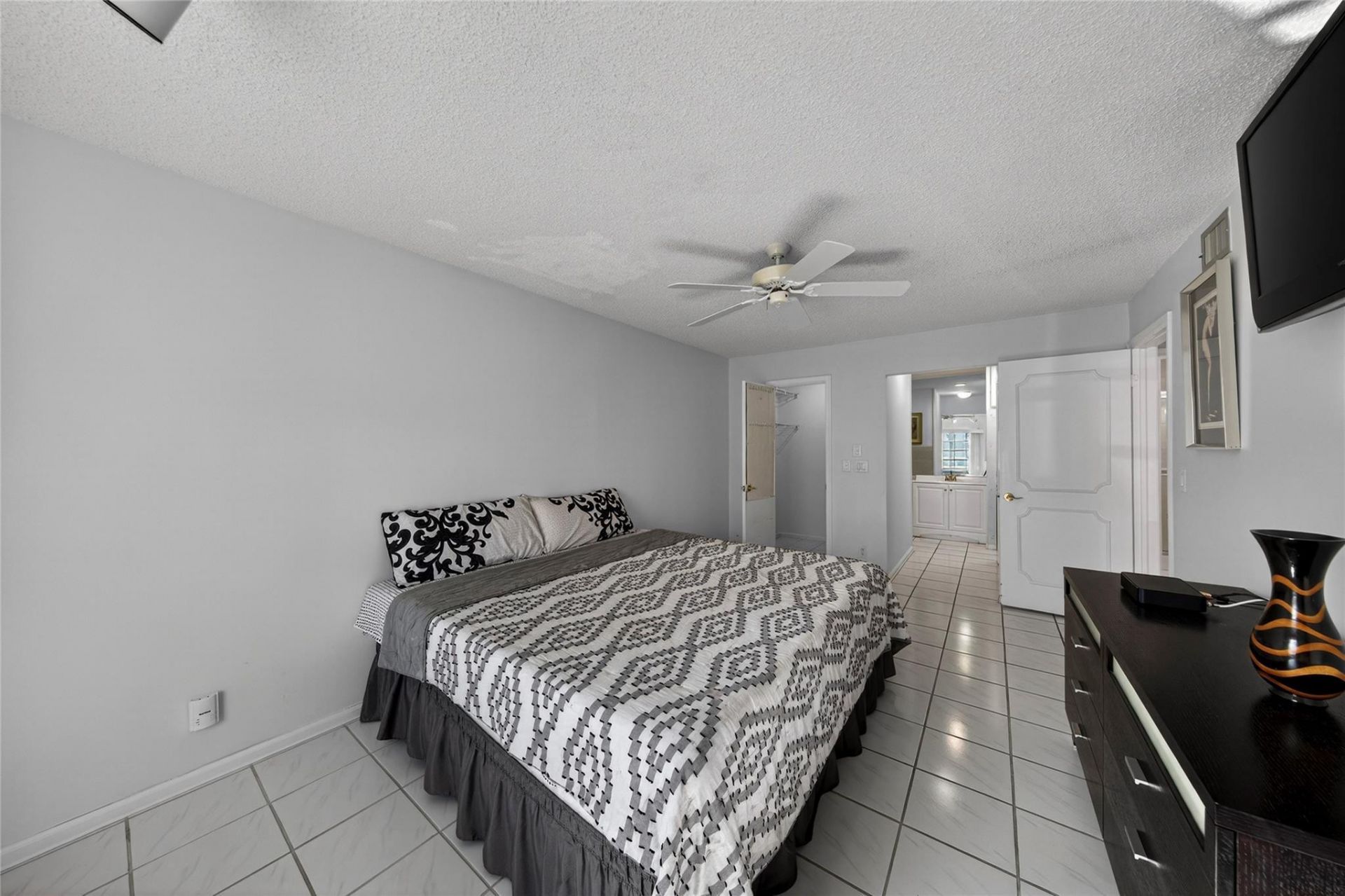 6253 Bay Club Drive, Unit 1, Fort Lauderdale, FL 33308 Photo