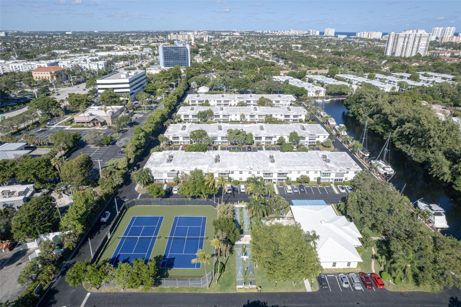 6253 Bay Club Drive, Unit 1, Fort Lauderdale, FL 33308 Photo
