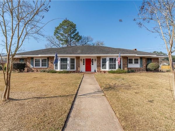 4800 WESTGARDEN Boulevard, Alexandria, LA 71303