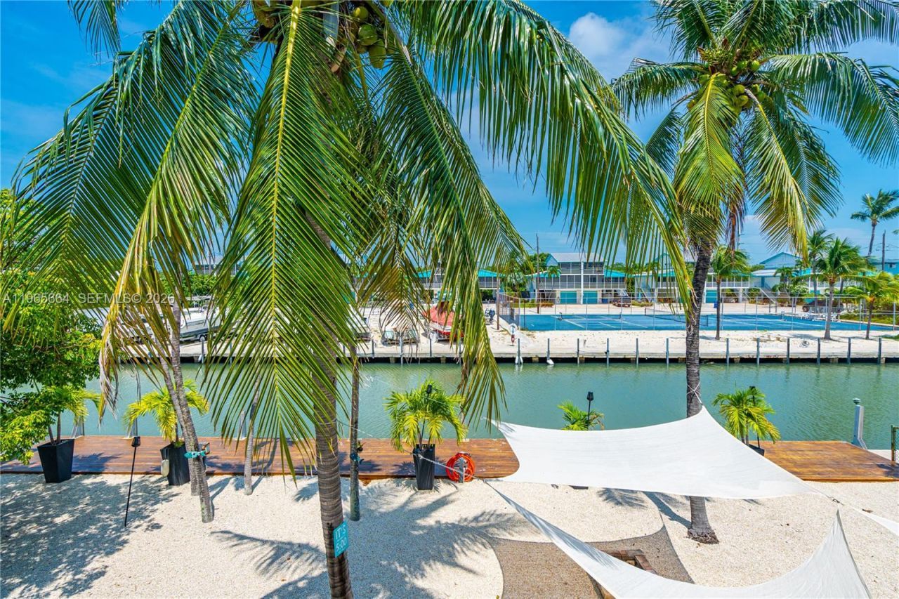 126 Columbus Dr, Islamorada, FL 33036 Photo