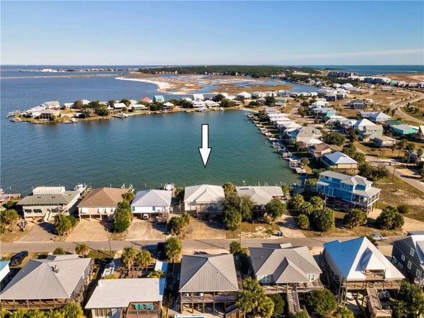 304 Port Royal Street, Dauphin Island, AL 36528