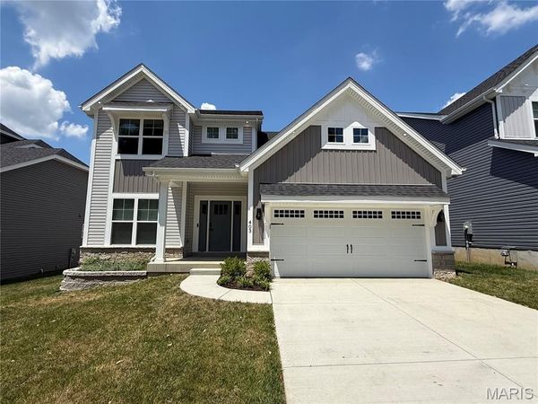 403 Rayburn Avenue, St Louis, MO 63127