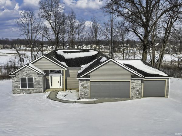 5030 Whittlebury Drive, Fort Wayne, IN 46818