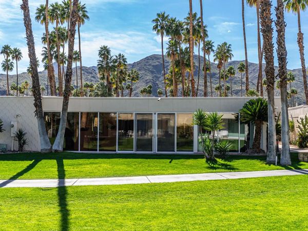 93 Westlake Circle, Palm Springs, CA 92264