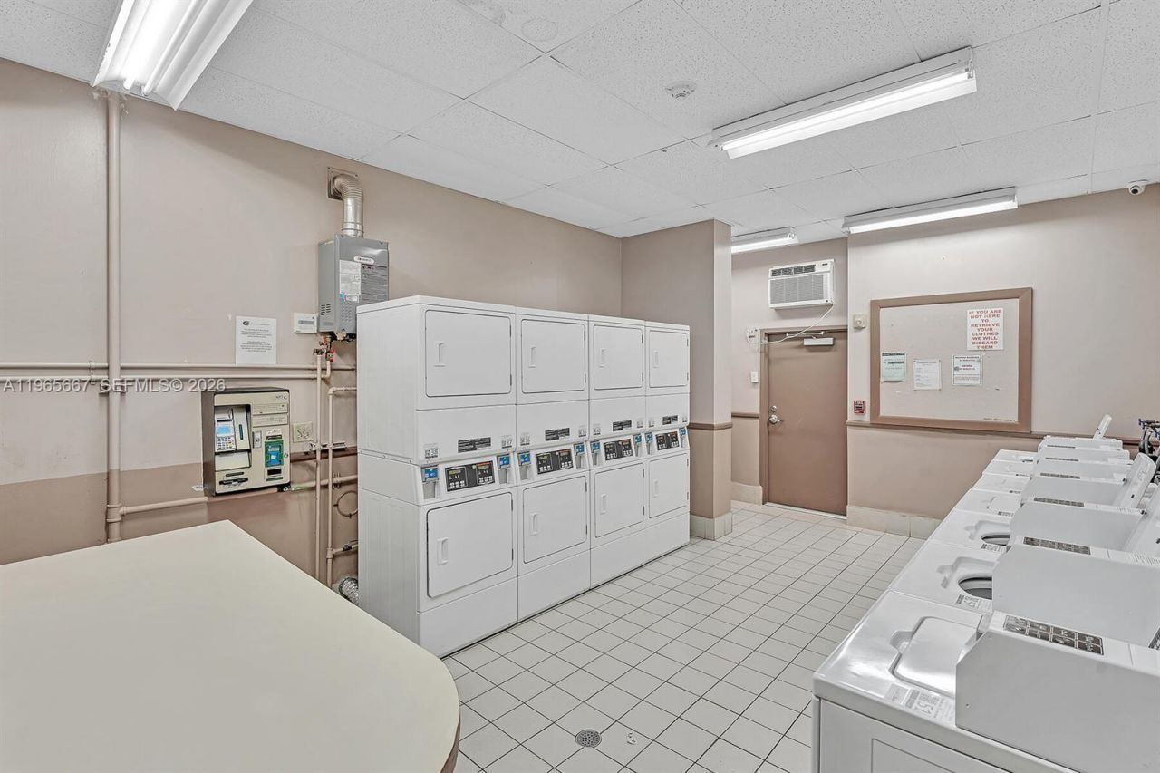 1817 S Ocean Dr, Unit 219, Hallandale Beach, FL 33009 Photo