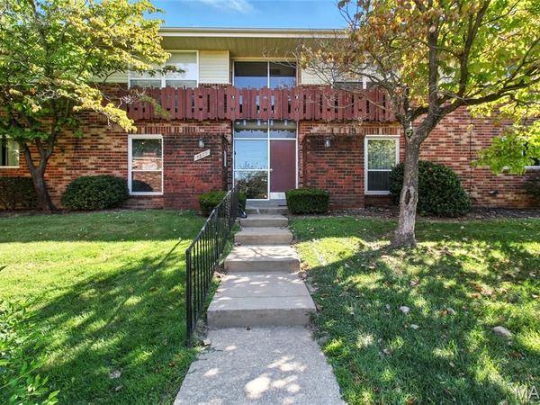 4229 Carrollton Drive, Unit A, Bridgeton, MO 63044