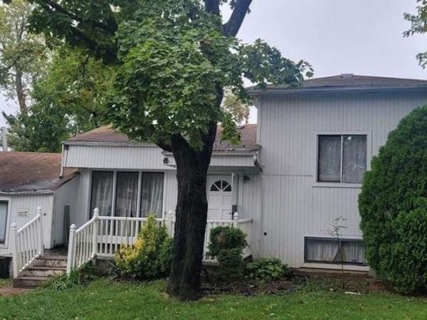 32 Duke Street , Deer Park, NY 11729