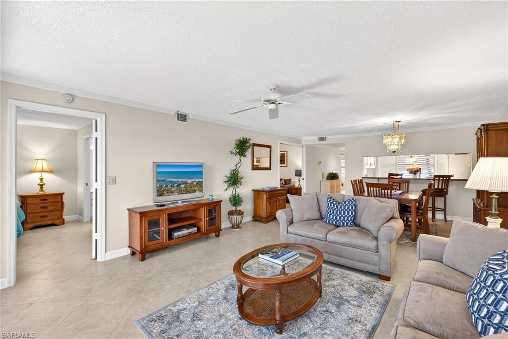 6700 Dennis Cir, Unit A102, Naples, FL 34104 Photo