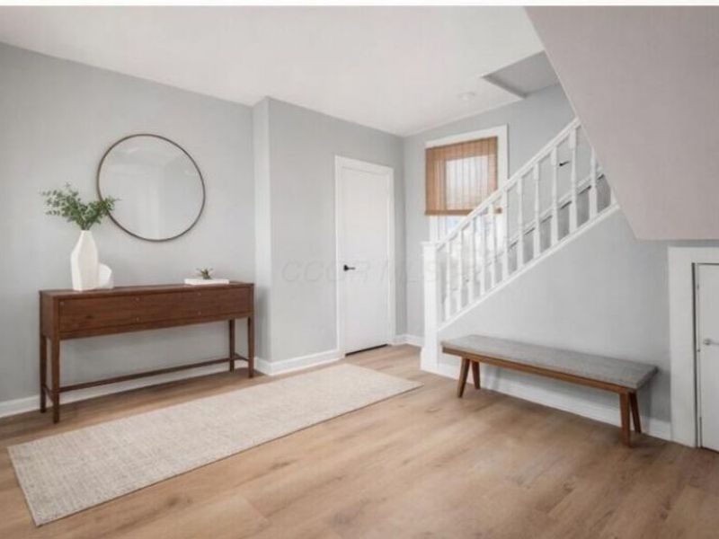 630 Stanley Avenue, Columbus, OH 43206 Photo 3