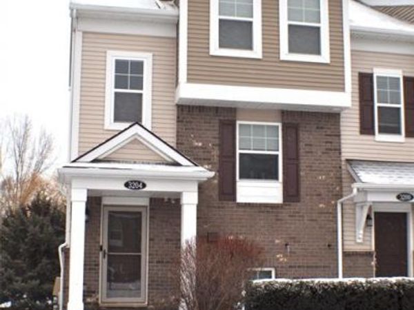 3204 Johanna Ware W, Wixom, MI 48393