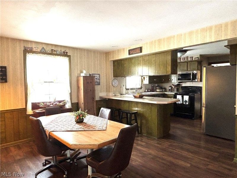 383 Edgewood Court, Columbiana, OH 44408 Photo 14