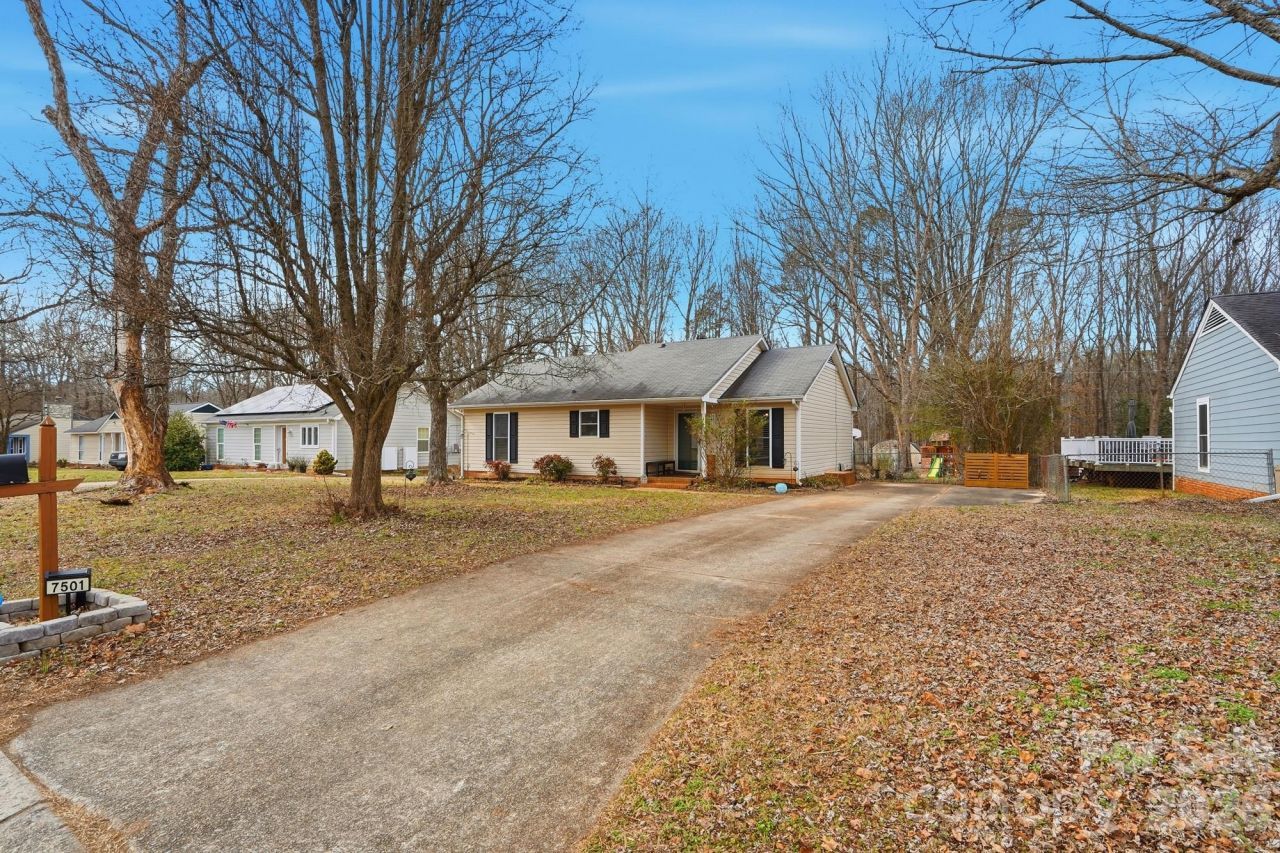 7501 Lancashire Drive, Mint Hill, NC 28227 Main Photo
