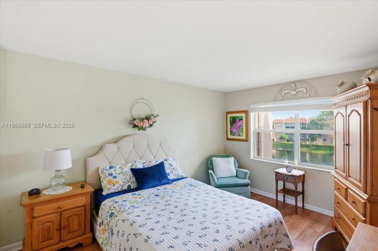 9850 Sunrise Lakes Blvd, Unit 305, Sunrise, FL 33322 Photo